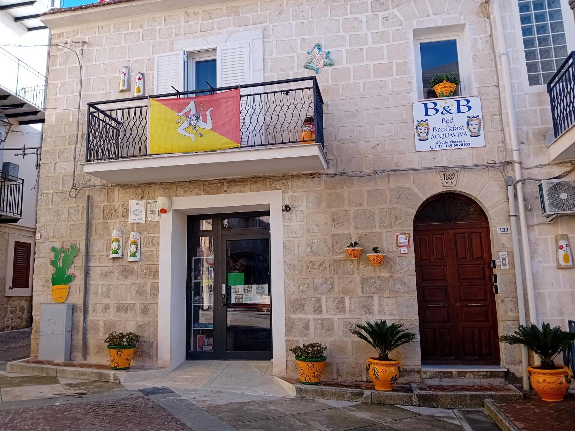 Bed & Breakfast Acquaviva Di Vullo Vincenzo Acquaviva Platani Dış mekan fotoğraf